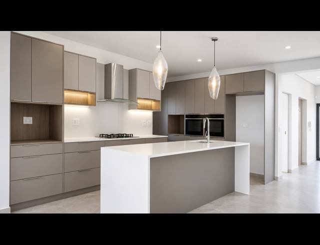 4 BEDROOM FREEHOLD FOR SALE IN SANDOWN